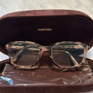 Designer tom ford pink tortoise eyeglass frames